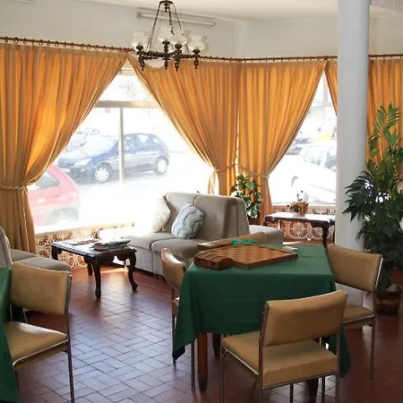 Primavera Hotel 2*